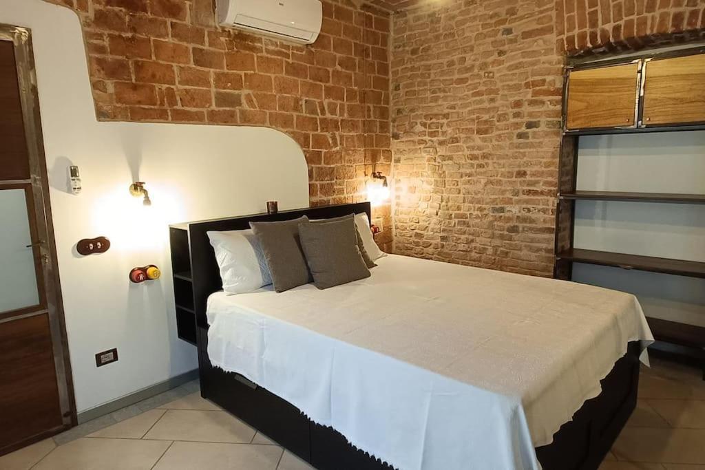 Piazza Statuto-Appartamento Tra Le Mura A-C E Wi-Fi Asti Ngoại thất bức ảnh