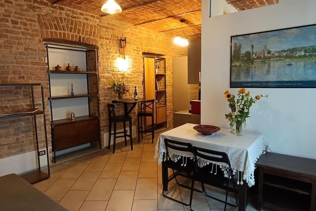 Piazza Statuto-Appartamento Tra Le Mura A-C E Wi-Fi Asti Ngoại thất bức ảnh